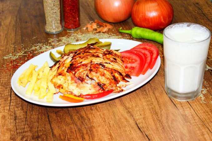 Pilav Üstü Tavuk Döner (100gr)